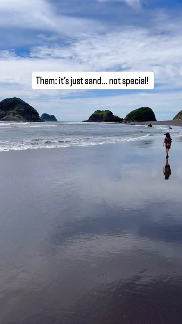 Australia has some of the best beaches in the world… but New Zealand’s black sand is something seriously cool! 

This is 📍BACK BEACH in Taranaki! 

Follow along @thefamilyfind for more recommendations, hidden gems and family adventure.