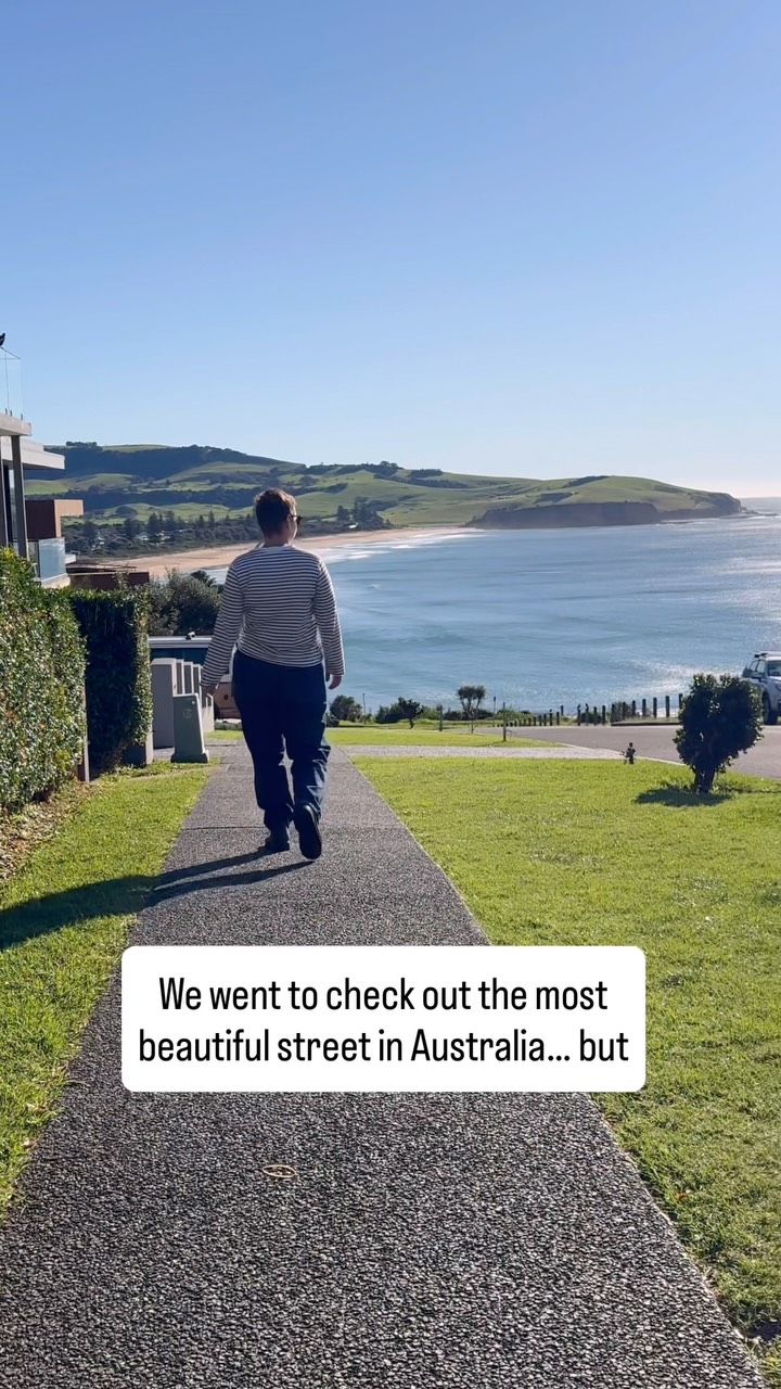 The kids couldn’t pass up rolling and running down the hill and we just had to join in! Core memory unlocked. Thanks Gerringong! A

If you’re new here, welcome! Don’t forget to follow @thefamilyfind for more family travel and adventure. 

Don’t get me wrong, Tasman Ave in Gerringong is absolutely beautiful but there’s more to Gerringong than just this street. 

Be sure to tick off 
* Werri beach rock platform, lagoon and beach 
* Boat Harbour Rock Pool 
* Icecream @missimoomoo_gerringong 
* Low key dinner @gezbowlo 
* Best takeaway breakie and scrolls @thehill.kiosk 
* Wine tasting @crookedriverestate 
* And if you time it right some quaint village markets